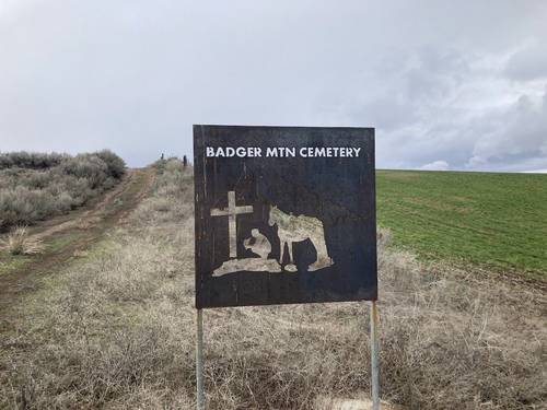 Badger Mountain Cemetery