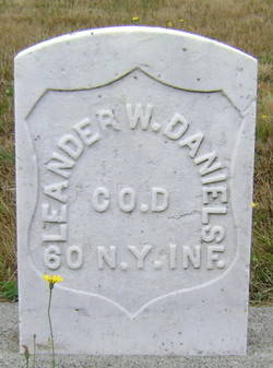 Leander  Daniels